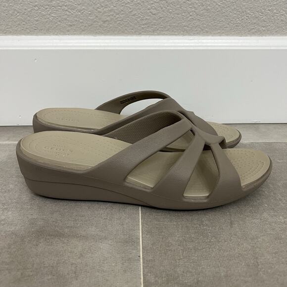 Crocs Sanrah Wedge Sandals Womens Size 9 Brown Comfort Slip On Outdoor Shoes - Picture 1 of 6